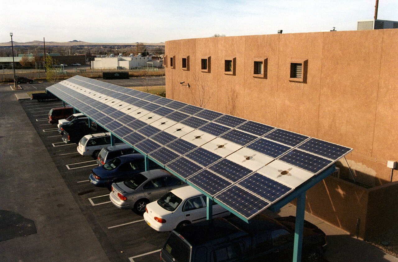 Parking couvert d’ombrières photovoltaïques